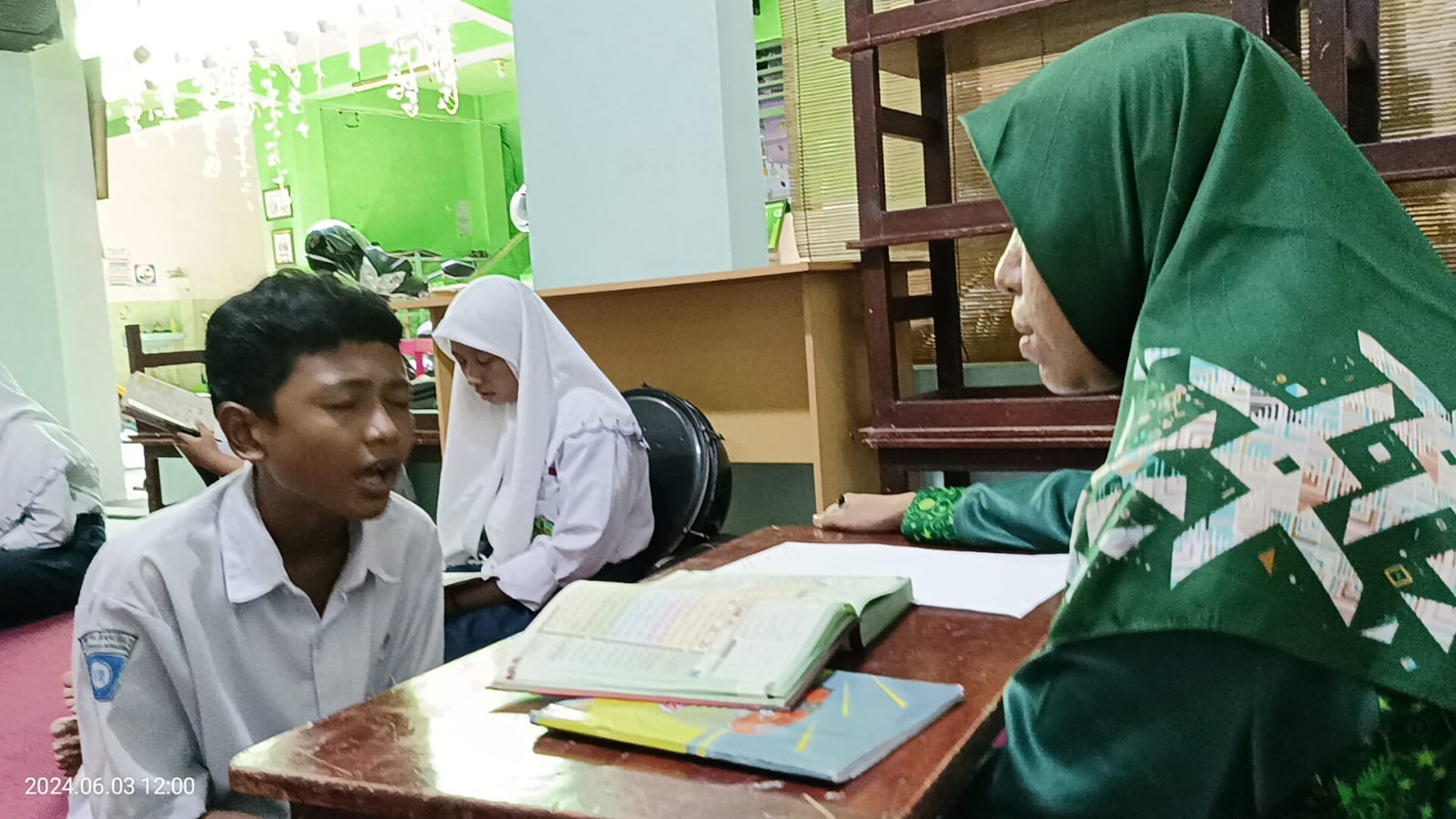 BTQ - Tasmi' Al-Qur'an